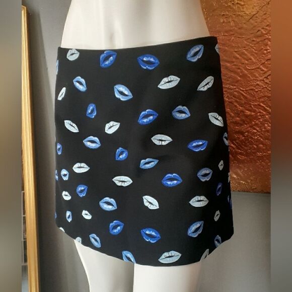 NWT Zara Lips Print Mini Skirt - Picture 2 of 11